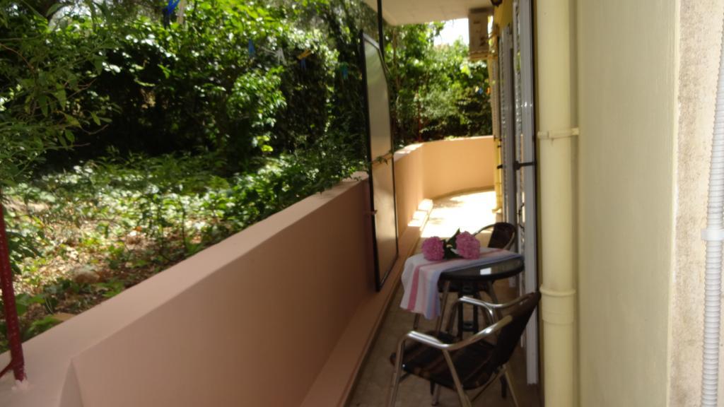 Pansion Filoxenia Apartments & Studios Tsoukaládhes Dış mekan fotoğraf